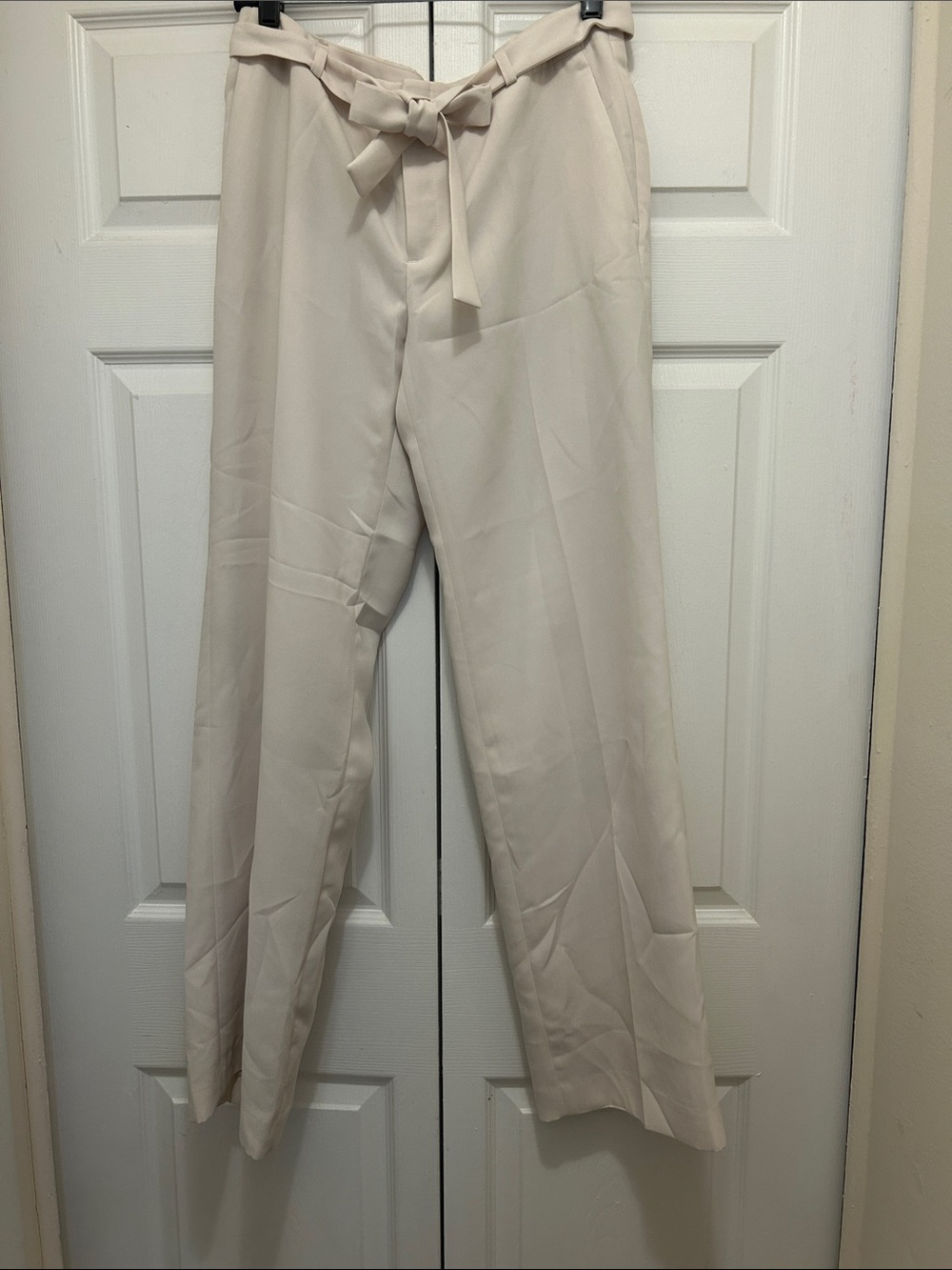 NWT Banana Republic Tie-Waist Straight Pants — Cream